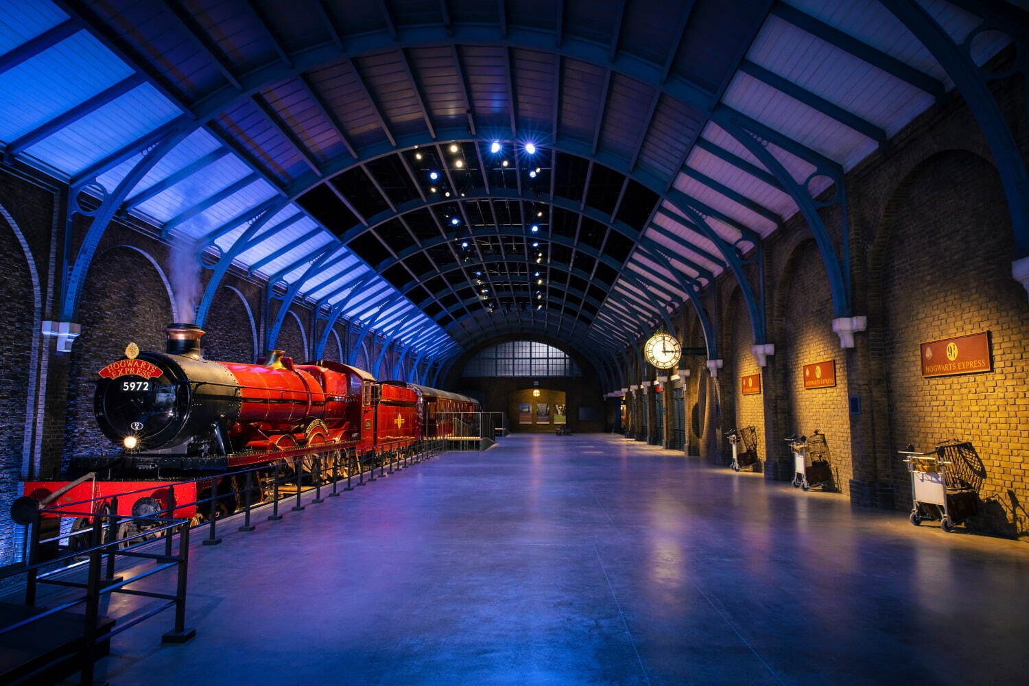 「スタジオツアー東京」とは？