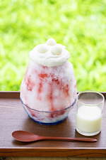 “きんつば”融合の「新感覚かき氷」あんみつ風やわらび餅付きなど、静岡の老舗和菓子店カフェで｜写真5