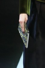 エンポリオ アルマーニ 2013-14年秋冬コレクション - オリエンタルなカルチャーの美学と進化の融合｜写真104