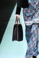 エンポリオ アルマーニ 2013-14年秋冬コレクション - オリエンタルなカルチャーの美学と進化の融合｜写真30