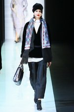 エンポリオ アルマーニ 2013-14年秋冬コレクション - オリエンタルなカルチャーの美学と進化の融合｜写真43