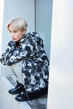 ア ベイシング エイプ×コム デ ギャルソン初コラボ、限定シャツ＆パーカーを大阪で販売｜写真27