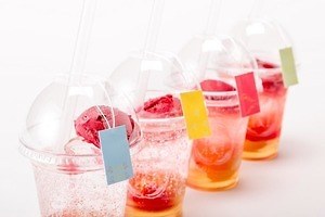京都・鎌倉の梅体験専門店「蝶矢」カシスシャーベットを乗せた梅ソーダが夏限定で登場｜写真2