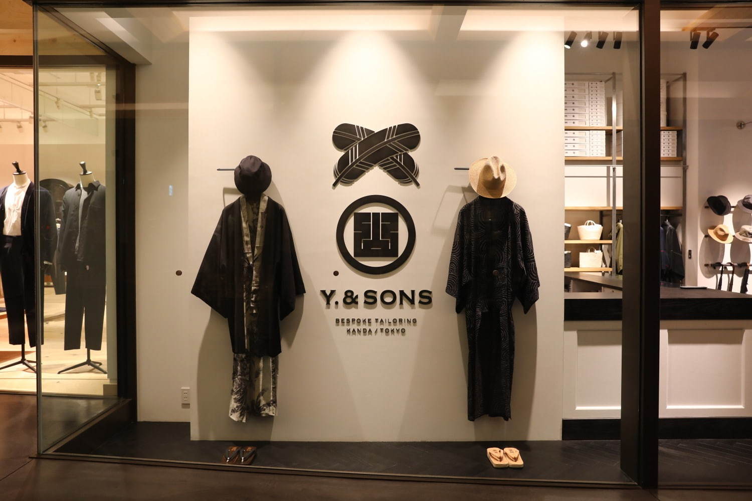 メンズきものテーラーY. & SONSの「T-KIMONO」から新作、スーツ×羽織の 