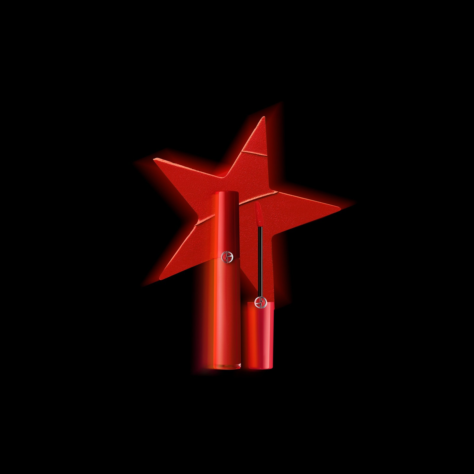 アルマーニ ビューティの“アイコンリップ”が高発色に、ルミナスマット×ビビッドな赤リップなど｜写真8