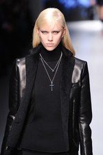 サルヴァトーレ フェラガモ 2013-14年秋冬コレクション - 精密に計算されたシンプリシティと官能｜写真44