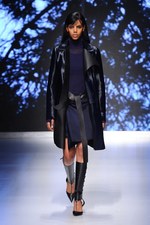 サルヴァトーレ フェラガモ 2013-14年秋冬コレクション - 精密に計算されたシンプリシティと官能｜写真56