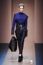 ジャンフランコ フェレ 2013-14年秋冬コレクション - 強さと優しさが奏でる現代的なグラムール｜写真23