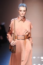 ジャンフランコ フェレ 2013-14年秋冬コレクション - 強さと優しさが奏でる現代的なグラムール｜写真46