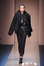 ジャンフランコ フェレ 2013-14年秋冬コレクション - 強さと優しさが奏でる現代的なグラムール｜写真49