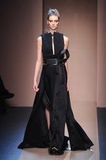 ジャンフランコ フェレ 2013-14年秋冬コレクション - 強さと優しさが奏でる現代的なグラムール｜写真58