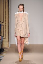 ジェニー 2013-14年秋冬コレクション - 新鮮なプロポーションで魅せるアウター＆ドレススタイル｜写真6