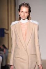 ジェニー 2013-14年秋冬コレクション - 新鮮なプロポーションで魅せるアウター＆ドレススタイル｜写真7