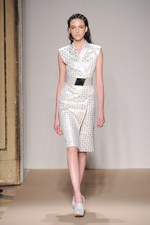 ジェニー 2013-14年秋冬コレクション - 新鮮なプロポーションで魅せるアウター＆ドレススタイル｜写真39