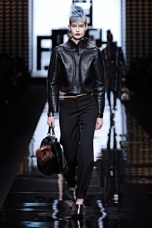 フェンディ(FENDI) 2013-14年秋冬ウィメンズコレクション  - 写真10