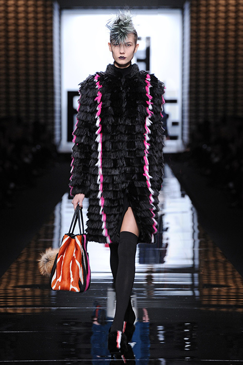 フェンディ(FENDI) 2013-14年秋冬ウィメンズコレクション  - 写真17