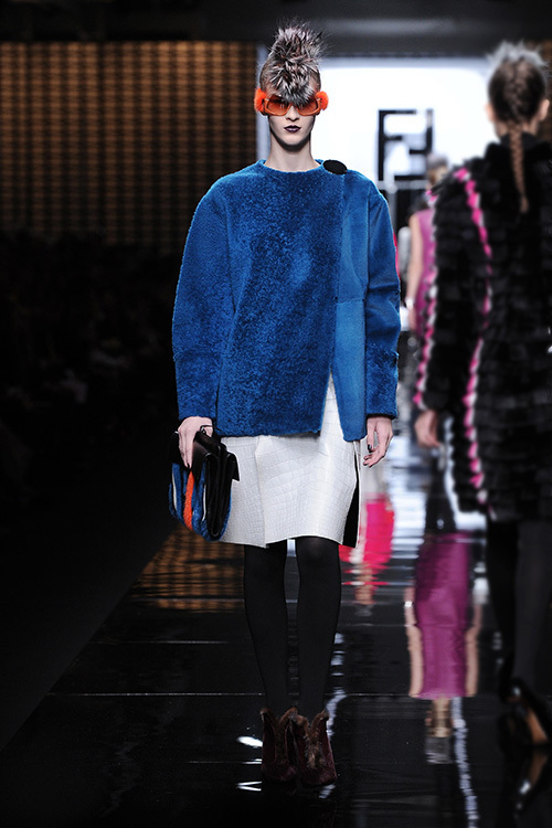 フェンディ(FENDI) 2013-14年秋冬ウィメンズコレクション  - 写真18