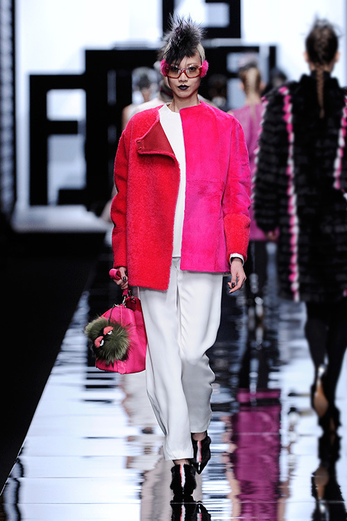 フェンディ(FENDI) 2013-14年秋冬ウィメンズコレクション  - 写真19