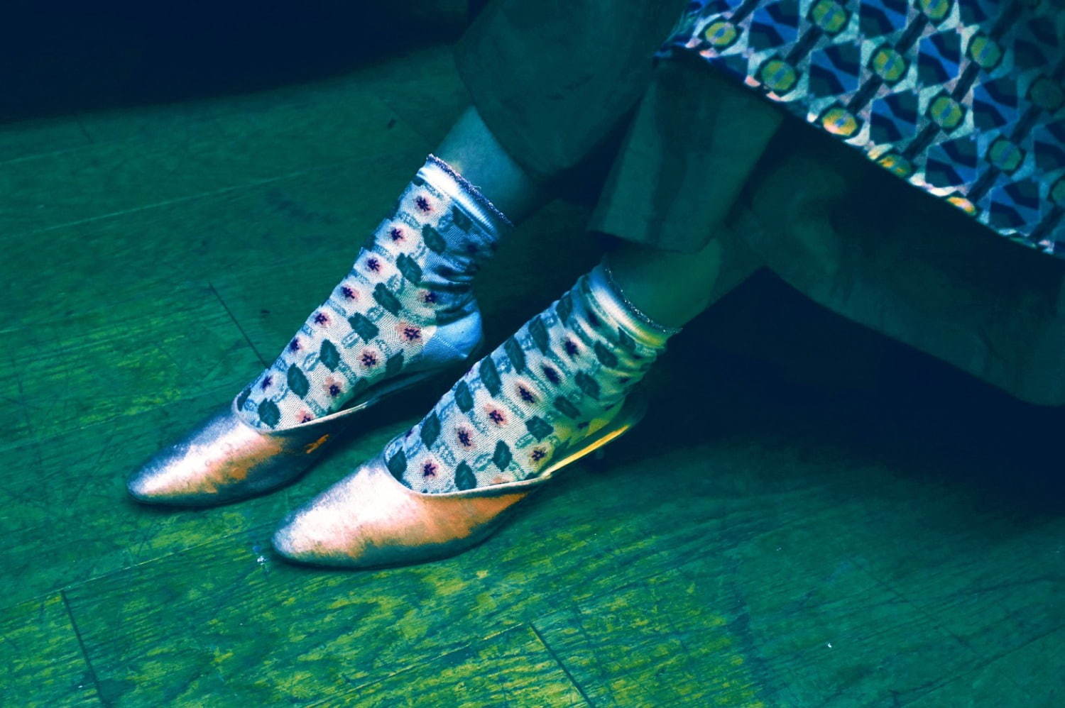 アンティパスト“カラフルグラフィック”のウェア＆ソックス、仏ナタリー・レテとコラボ