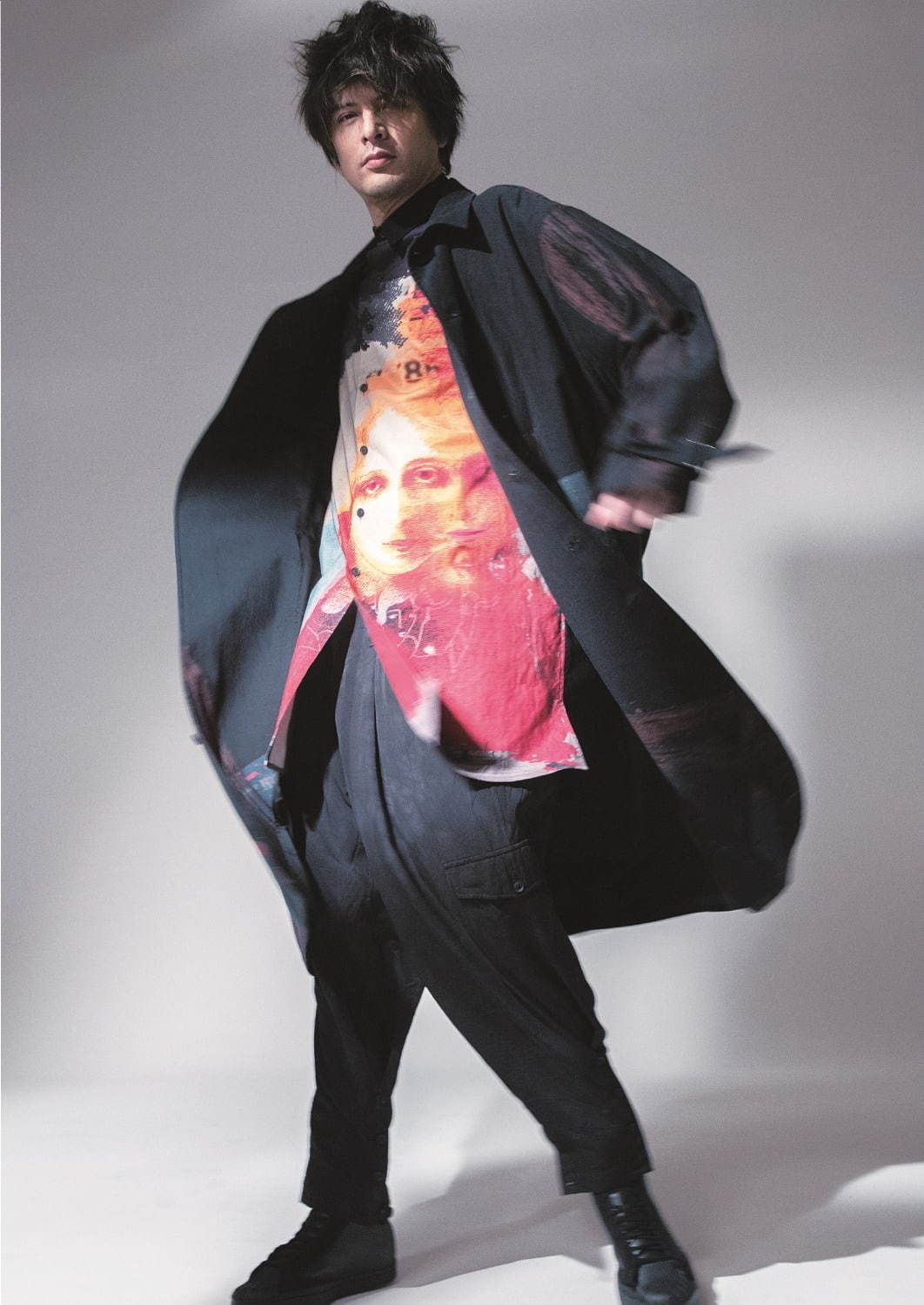 ブラック スキャンダル ヨウジヤマモト“顔”から着想のメンズ新作、人間の二面性を描いたシャツやパンツ｜写真12