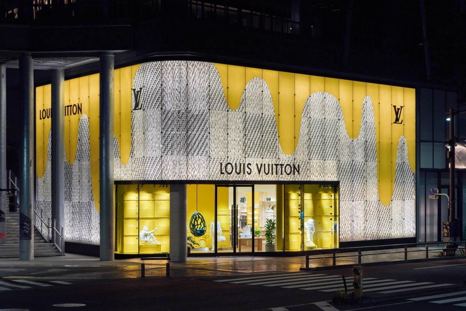 ルイ・ヴィトン世界初のメンズ旗艦店が渋谷・ミヤシタパークに、全ラインナップ展開＆NIGOとのコラボも｜写真39