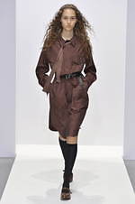 マーガレット・ハウエル 2020年秋冬ウィメンズコレクション - 伝統をモダンに昇華｜写真21