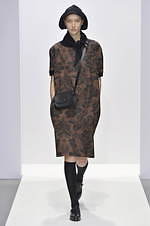 マーガレット・ハウエル 2020年秋冬ウィメンズコレクション - 伝統をモダンに昇華｜写真23