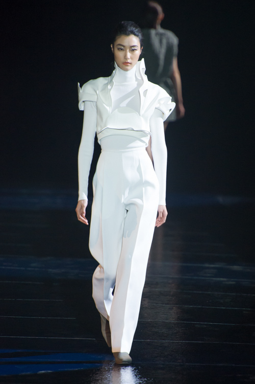 ミュグレー(MUGLER) 2013-14年秋冬ウィメンズコレクション  - 写真21