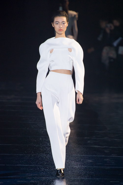 ミュグレー(MUGLER) 2013-14年秋冬ウィメンズコレクション  - 写真25