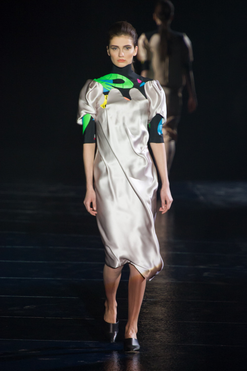 ミュグレー(MUGLER) 2013-14年秋冬ウィメンズコレクション シルエット - 写真21