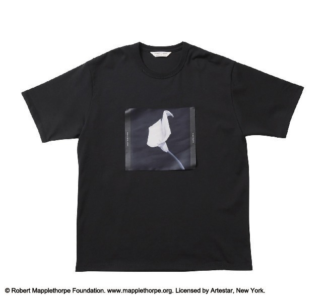 ビューティフルピープル、ロバート・メイプルソープの写真を配したオールブラックのTシャツやパーカー｜写真3