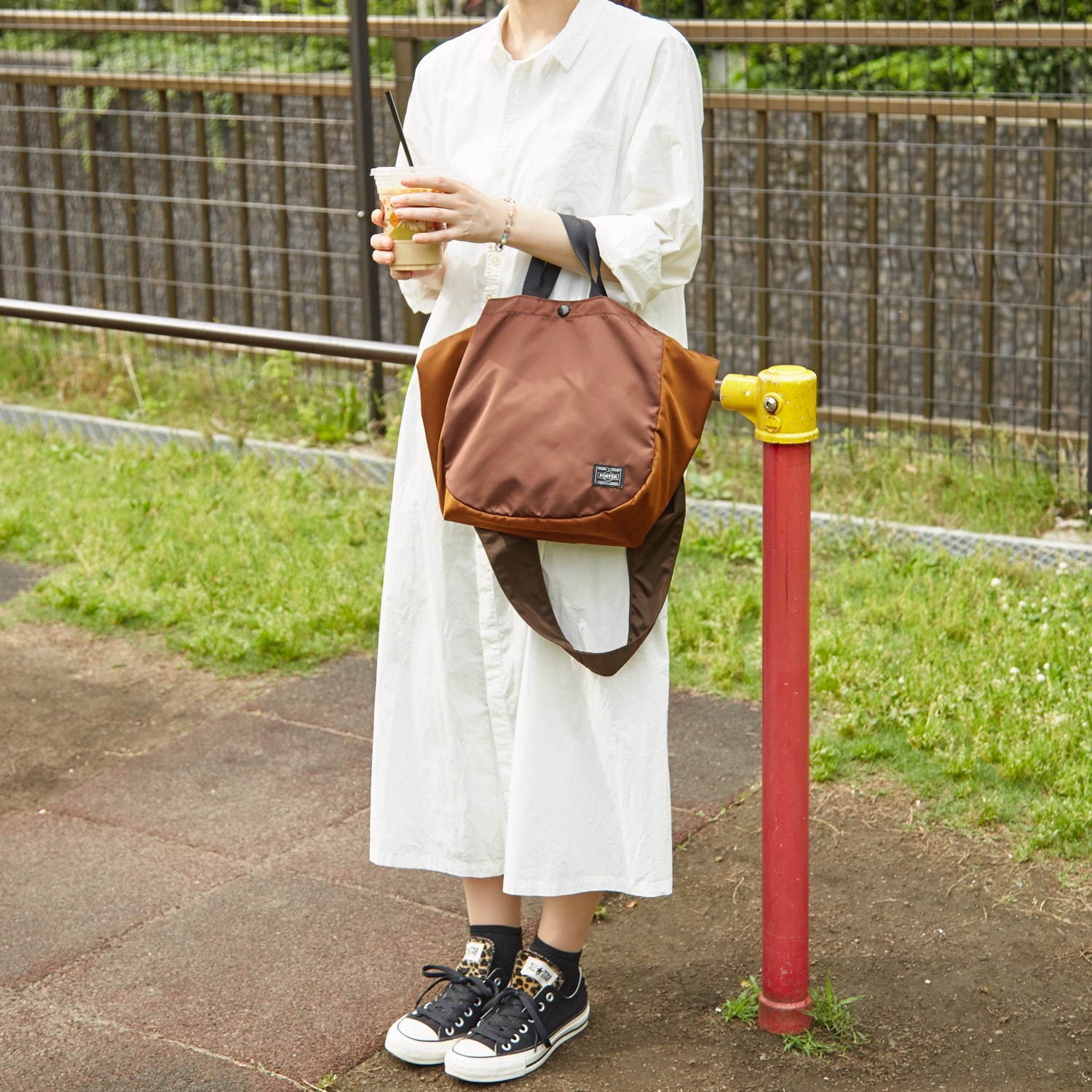 猿田彦珈琲×ポーターのトートバッグが限定発売   コーヒー豆型