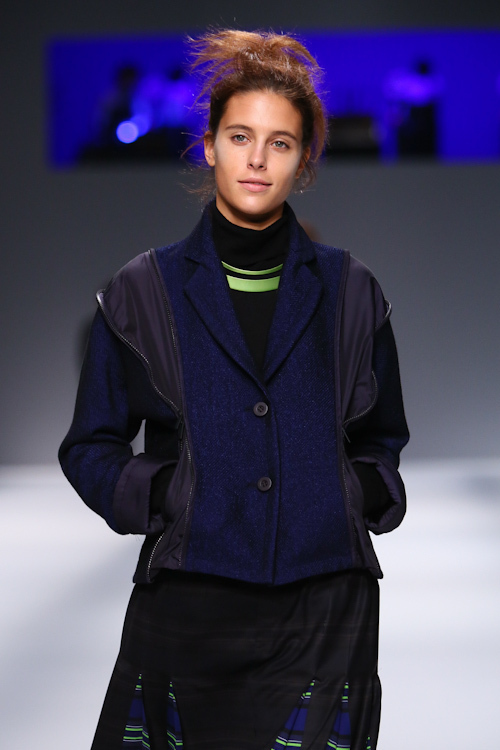 イッセイ ミヤケ(ISSEY MIYAKE) 2013-14年秋冬ウィメンズコレクション  - 写真65