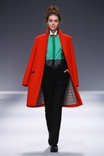 イッセイ ミヤケ 2013-14年秋冬コレクション - 人と服が織りなす彩り豊かな情景｜写真29