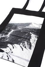 ユリウス×滝沢広のアートプリント限定バッグ、ワークジャケットやTシャツなど20年プレフォール新作も｜写真3