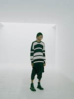 ユリウス×滝沢広のアートプリント限定バッグ、ワークジャケットやTシャツなど20年プレフォール新作も｜写真13