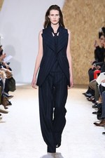 メゾン マルタン マルジェラ 2013-14年秋冬コレクション - マニッシュなアイテムを柔らかく大胆に｜写真18