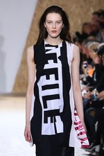 メゾン マルタン マルジェラ 2013-14年秋冬コレクション - マニッシュなアイテムを柔らかく大胆に｜写真51