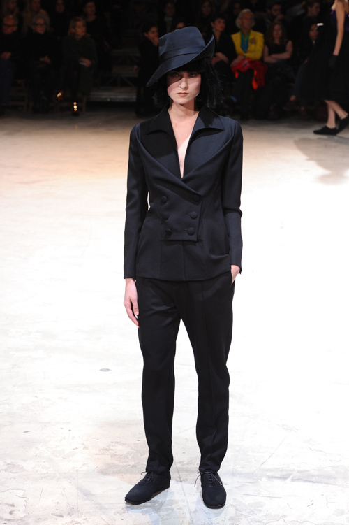 ヨウジヤマモト(Yohji Yamamoto) 2013-14年秋冬ウィメンズコレクション  - 写真36