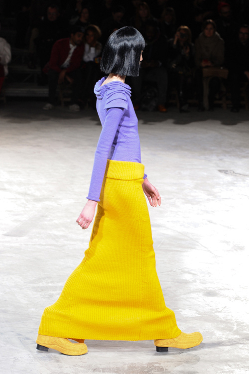 ヨウジヤマモト(Yohji Yamamoto) 2013-14年秋冬ウィメンズコレクション  - 写真58