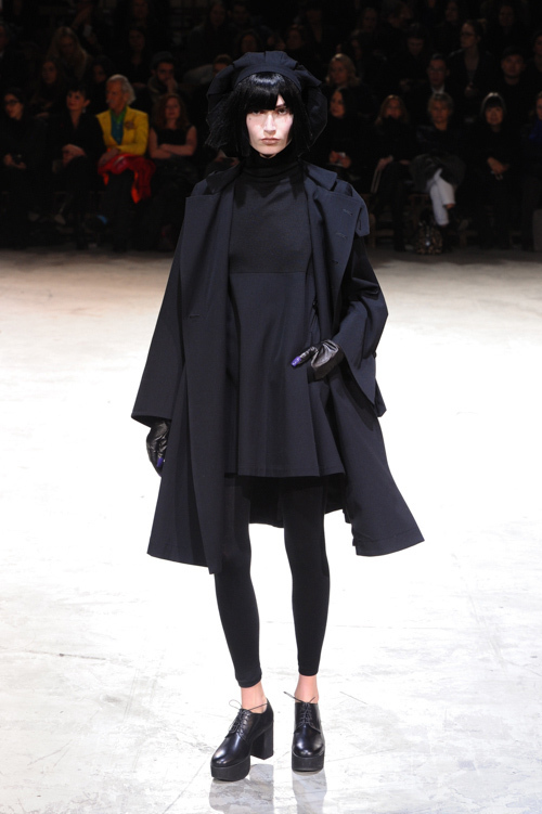 ヨウジヤマモト(Yohji Yamamoto) 2013-14年秋冬ウィメンズコレクション  - 写真66