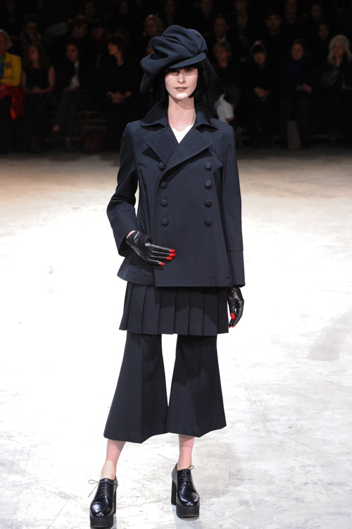 ヨウジヤマモト(Yohji Yamamoto) 2013-14年秋冬ウィメンズコレクション  - 写真71