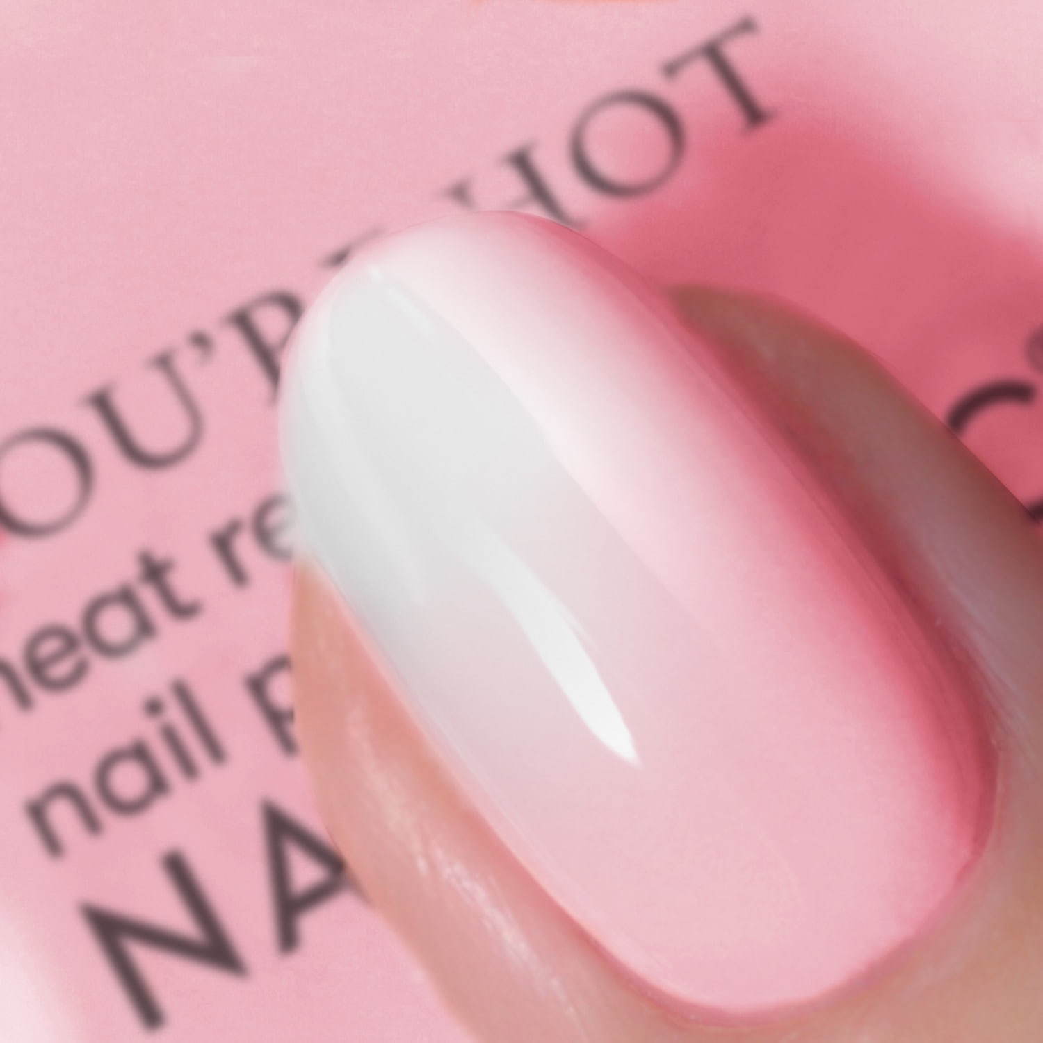 ネイルズ インク“温度で色が変わる”ネイルポリッシュ「ユア ホット オア ノット」ピンク＆グレー ファッションプレス