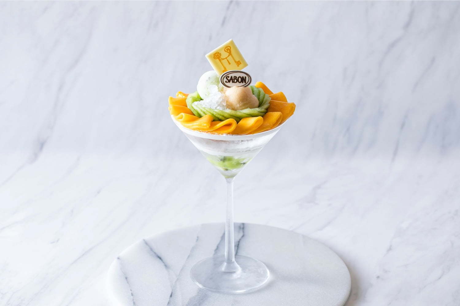 SABON限定の香り「マンゴー・キウイ」から着想したスイーツが東京・名古屋で、トロピカルパフェなど