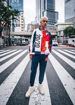 フィラ×メゾン ミハラヤスヒロ - パッチワークTシャツやワンピース、凹凸ソールスニーカーなど｜写真1