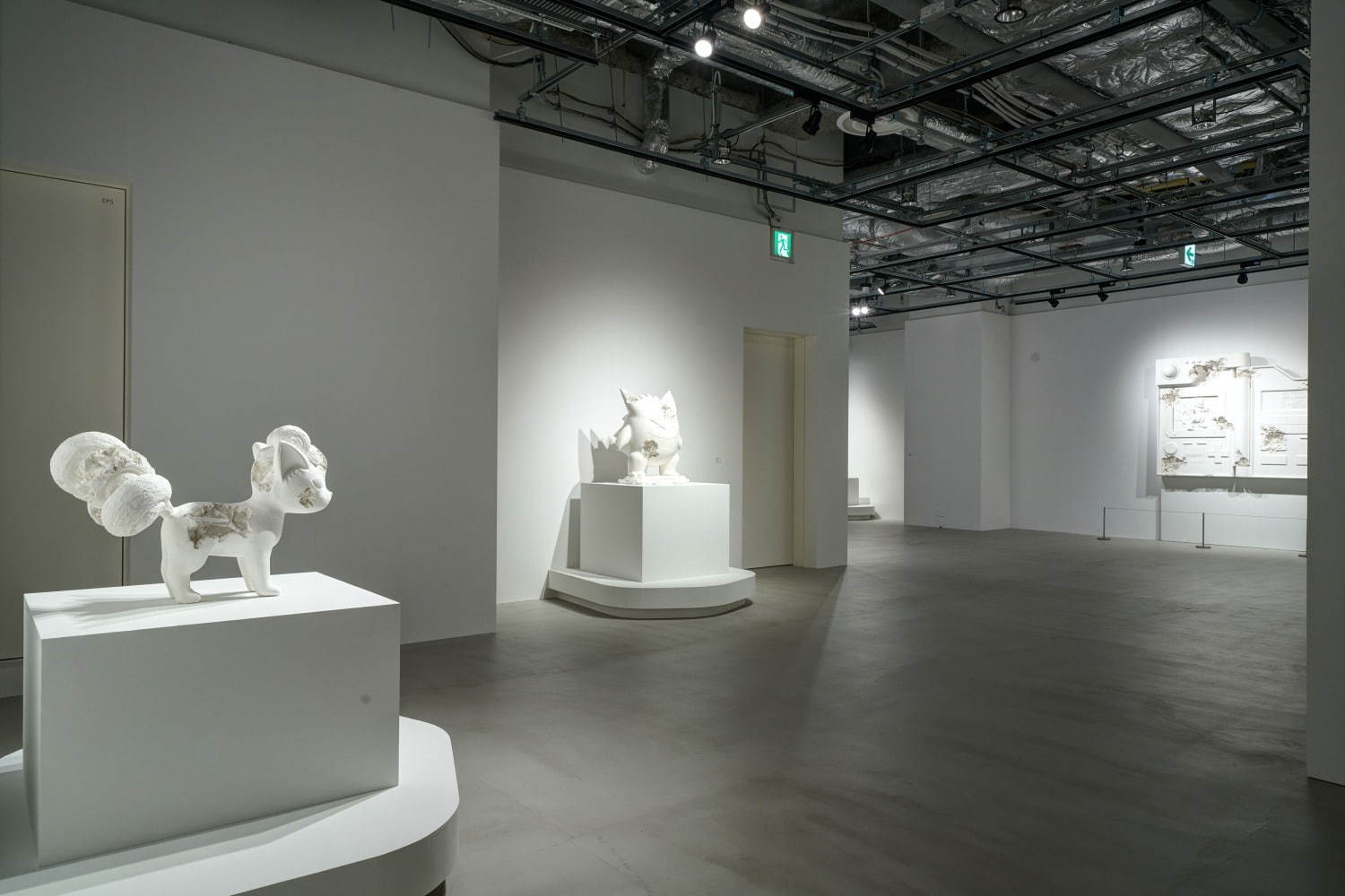 ポケモン×ダニエル・アーシャムの展覧会が渋谷パルコで、未公開彫刻作品が集結＆約2mのピカチュウも｜写真38