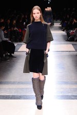 sacai 2013-14年秋冬コレクション - 新鮮なボリュームバランスで魅せるMIXフェミニン｜写真3
