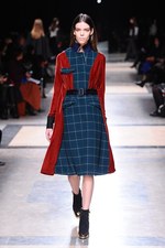 sacai 2013-14年秋冬コレクション - 新鮮なボリュームバランスで魅せるMIXフェミニン｜写真46