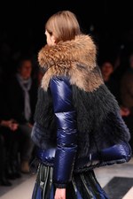 sacai 2013-14年秋冬コレクション - 新鮮なボリュームバランスで魅せるMIXフェミニン｜写真60