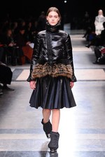 sacai 2013-14年秋冬コレクション - 新鮮なボリュームバランスで魅せるMIXフェミニン｜写真62